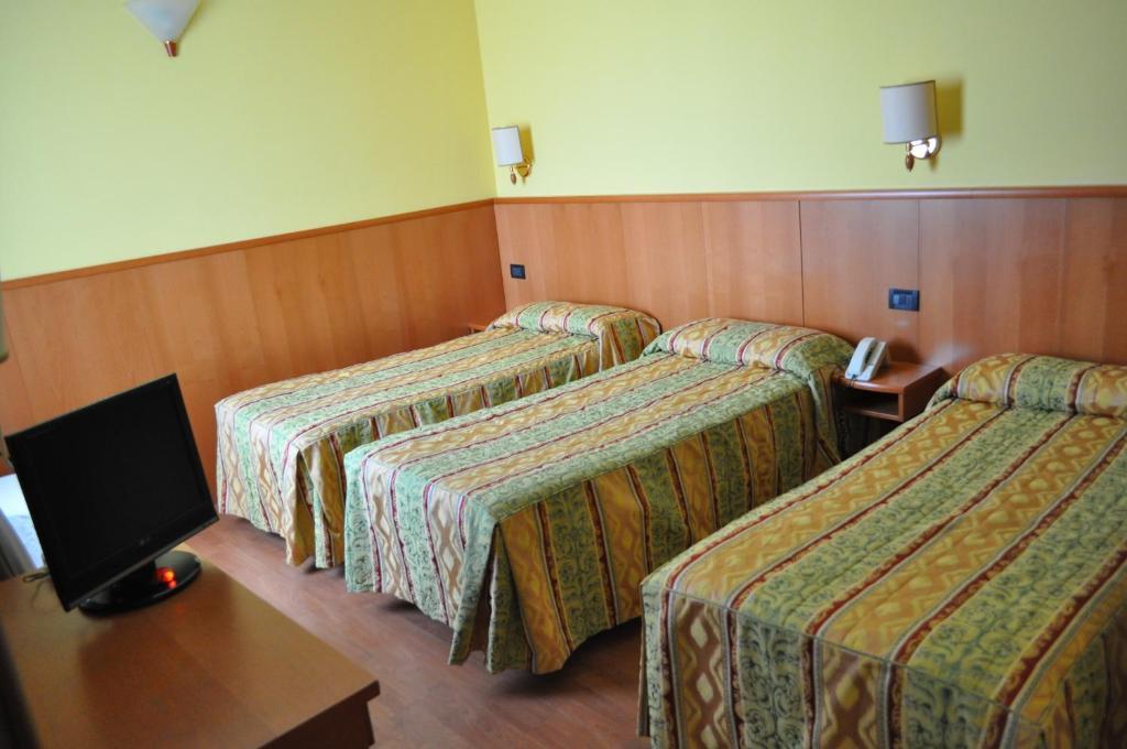 Hotel Cinzia Ristorante Christian E Manuel Verceil Chambre photo