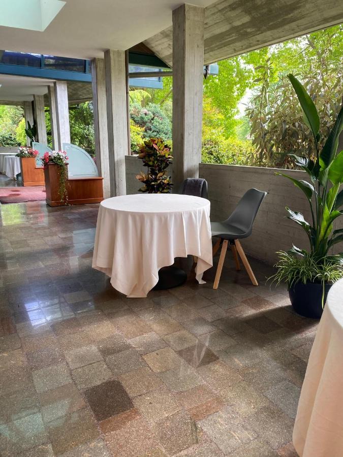 Hotel Cinzia Ristorante Christian E Manuel Verceil Extérieur photo